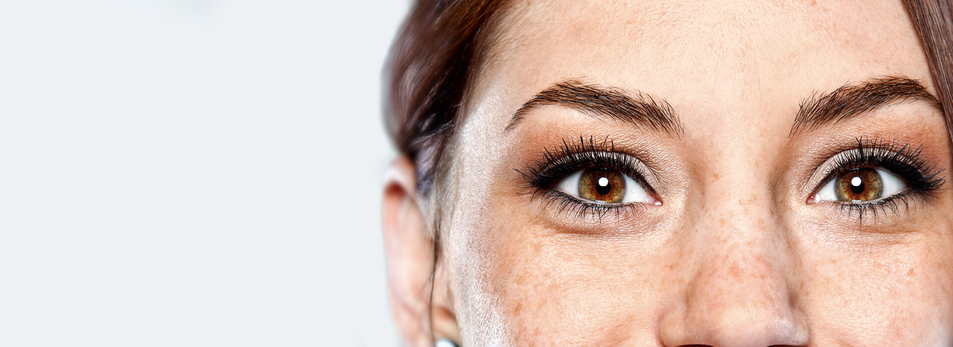 Trockene Augen: Ursachen, Symptome & Tipps zur Linderung der Augenbeschwerden